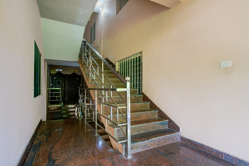 SPOT ON 77127 Aysha Arcade, Thrissur, Thrissur