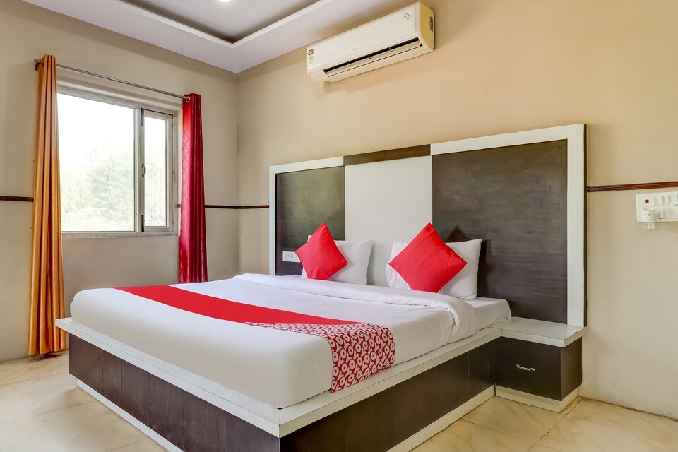 OYO NNL020 Hotel Milan, Narnaul City, Narnaul