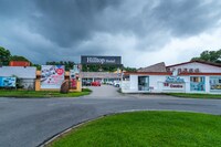 Super OYO 90147 Hilltop Hotel