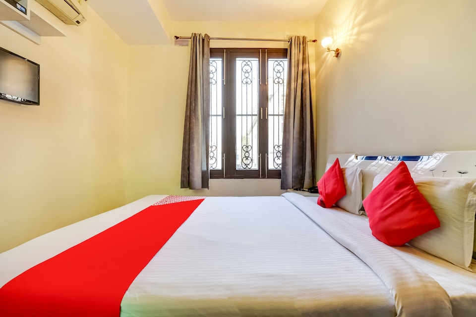 OYO DEL2885 Livia Residency, Lajpat Nagar Delhi, Delhi