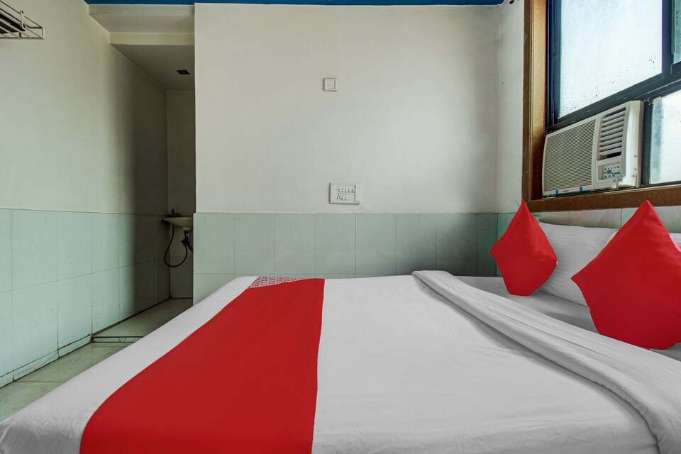 OYO 77182 Hotel Sea Rock, Mumbai Airoli-Vashi, Mumbai