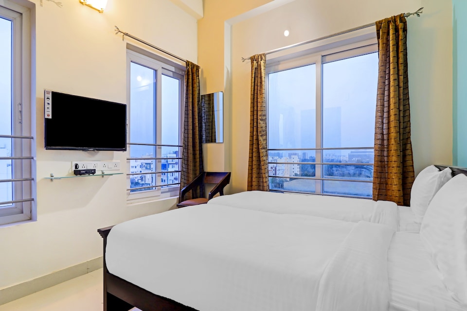 Collection O 77188 Corner Courtyard , Kondapur, Hyderabad