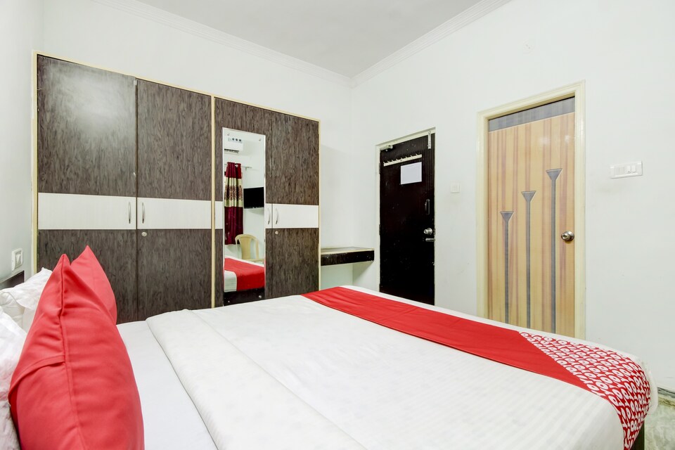 OYO 77193 Bip Inn Royal Suites, Airport Road Bangalore, Bangalore