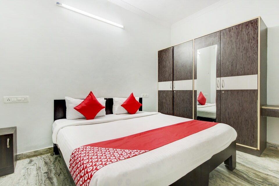 OYO 77193 Bip Inn Royal Suites, Airport Road Bangalore, Bangalore