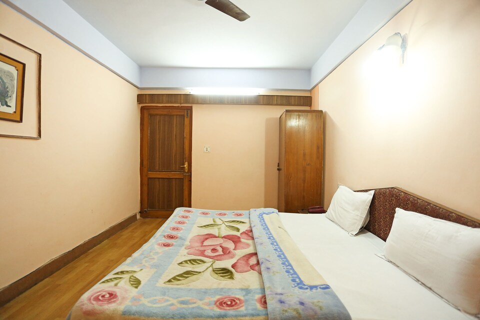 Flagship Hotel Radha Continental, Mall Road Nainital, Nainital