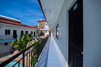 OYO 725 Richdel Resort Hotel