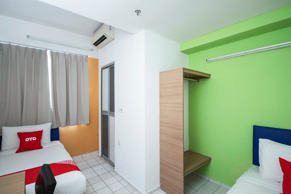 OYO 90150 City Campus Lodge & Hotel, Pudu, Kuala Lumpur