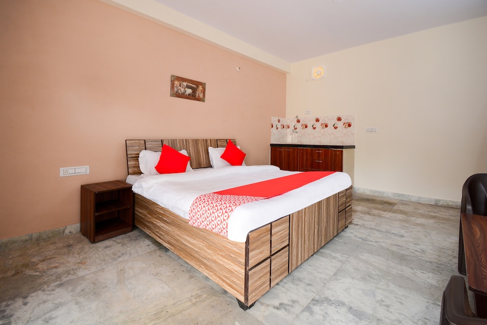 OYO Pink City, Mansarovar, Jaipur