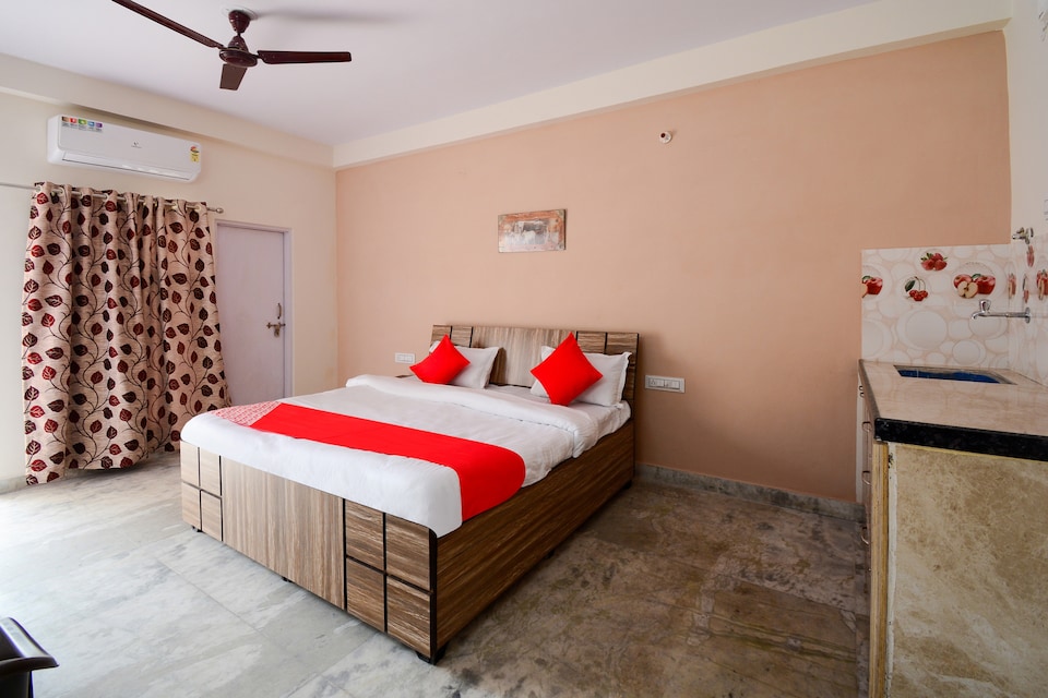 OYO Pink City, Mansarovar, Jaipur