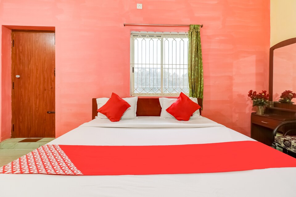 Flagship Jayamuragan Stays, Yercaud, Yercaud