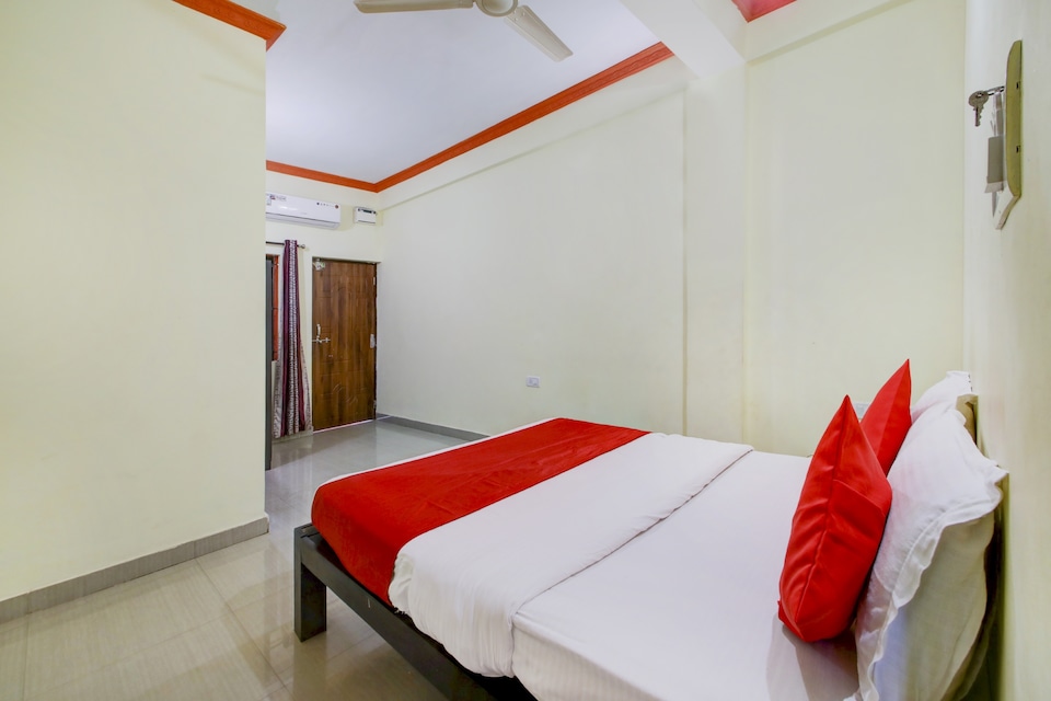 Flagship 77354 Shanell Beach Resort, Baga Goa, Goa