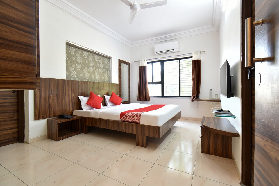 HOTEL O SHANGRILA ELITE, Aurangabad, Aurangabad