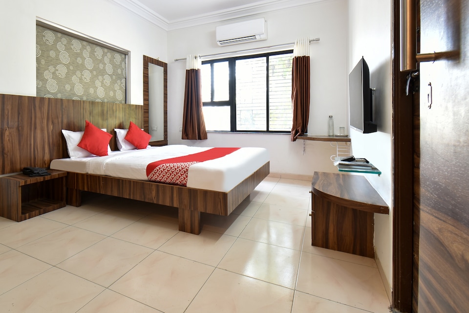 HOTEL O SHANGRILA ELITE, Aurangabad, Aurangabad