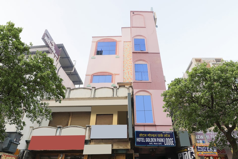 OYO Flagship 77418 Hotel Golden Park, Guntur, Guntur