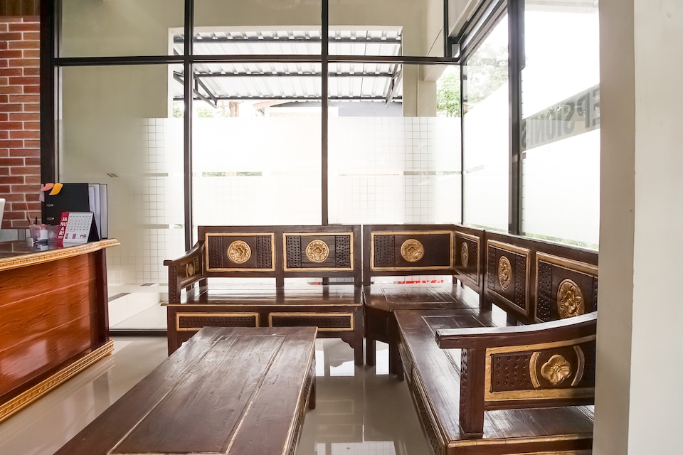 OYO 90178 Pangeran Residence, Maguwoharjo, Yogyakarta