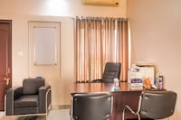 Super Townhouse Amaraa Farms Near LuLu Hypermarket