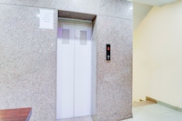 Super Hotel O Hyderabad Gate IIT BHU