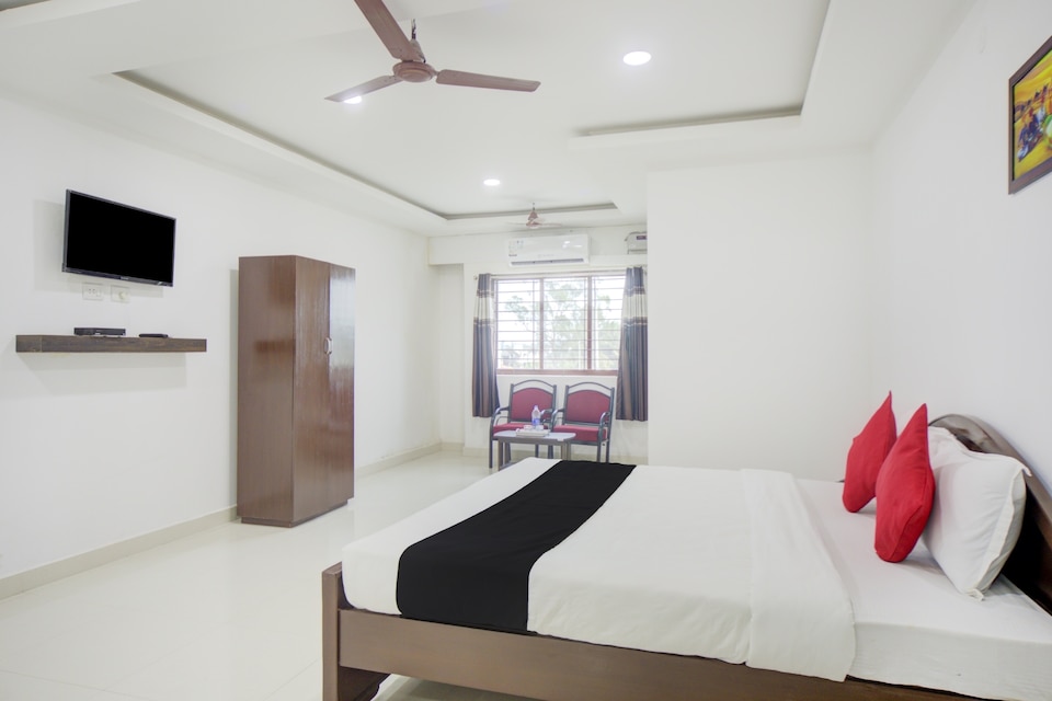 Collection O Aar Bee Gee Hotel, Ponneri Chennai, Chennai