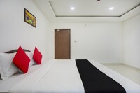 Collection O Aar Bee Gee Hotel