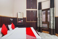 OYO Flagship Bd Guest House