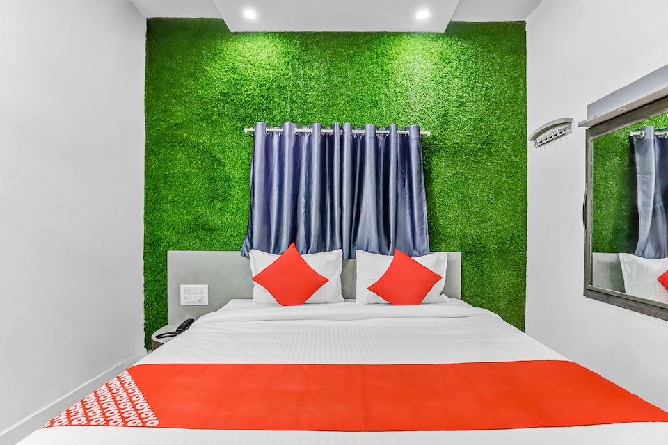 Flagship 77447 Uttam Retreat, Bus Stand Nagpur, Nagpur