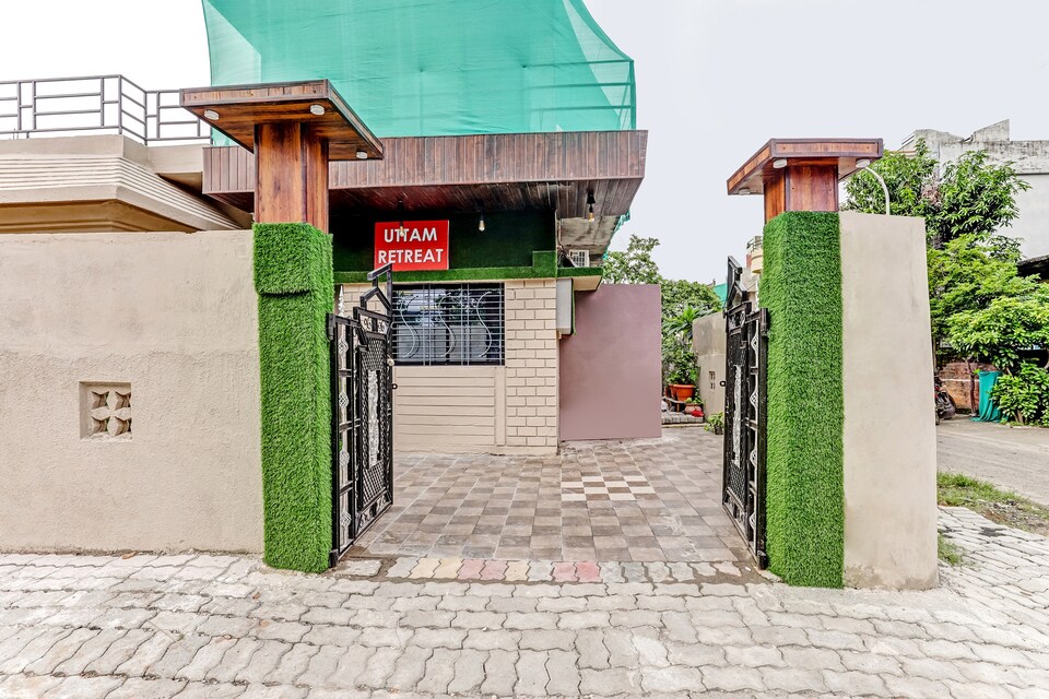 Flagship 77447 Uttam Retreat, Bus Stand Nagpur, Nagpur