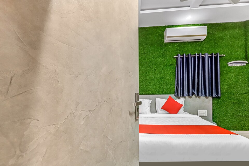 Flagship 77447 Uttam Retreat, Bus Stand Nagpur, Nagpur