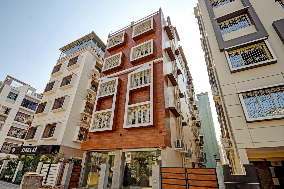 Capital O 77448 Shree Radhe Residency, Rajarhat Kolkata, Kolkata