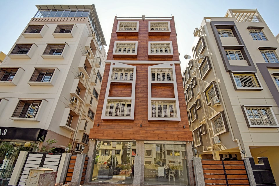 Capital O 77448 Shree Radhe Residency, Rajarhat Kolkata, Kolkata