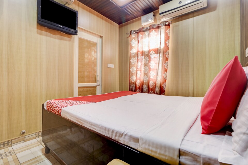 OYO 77454 Hotel Prince Palace, Patiala, Patiala