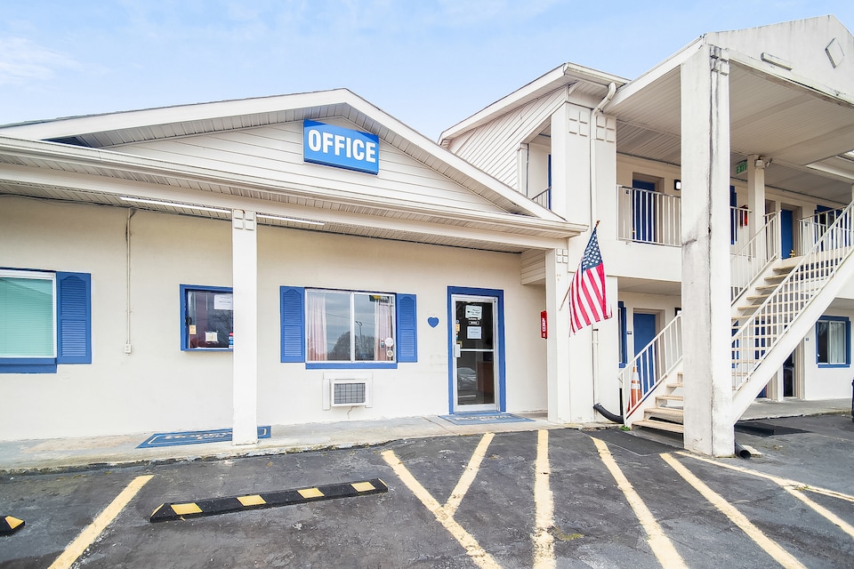  OYO Hotel Jonesville I-77, Jonesville NC, Jonesville