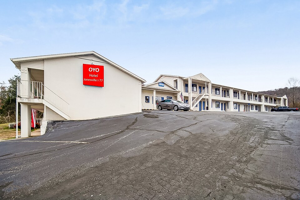  OYO Hotel Jonesville I-77, Jonesville NC, Jonesville