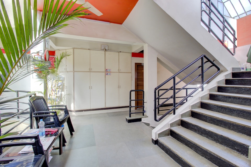 Hotel O Saroj, Nashik, Nashik