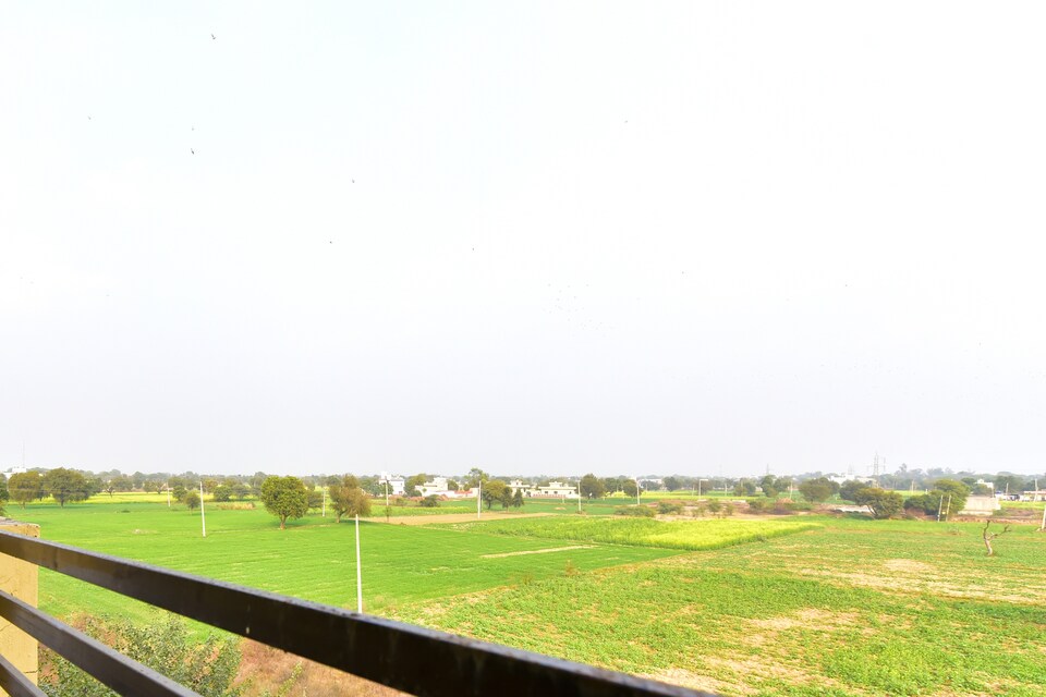 SPOT ON 77492 Hotel Taj Palace, Narnaul City, Narnaul