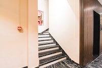 Super Townhouse Marine Drive Puri Formerly Royal Crown