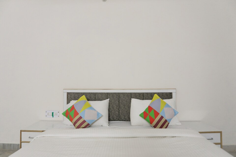 OYO 77525 Hotel Orbit Haveli, North Delhi, Delhi