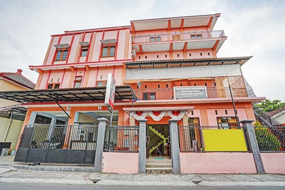 OYO 90199 JEC Residence Syariah, Kediri, Kediri