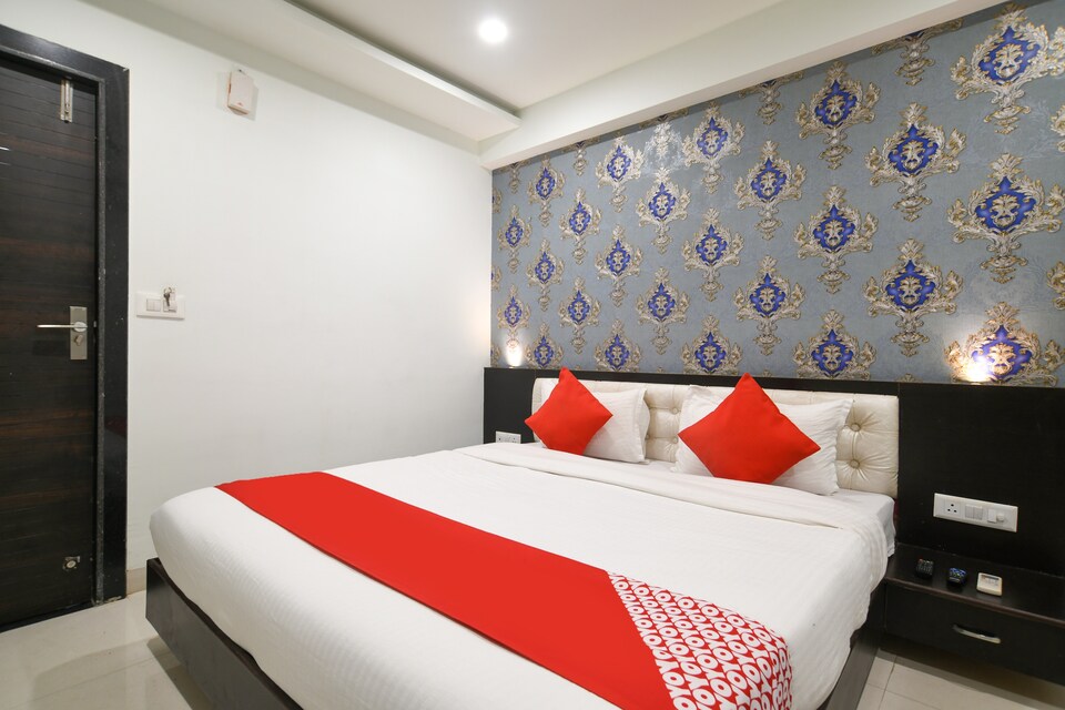 OYO 77530 A5 Knights Inn, Vijay Nagar Indore, Indore