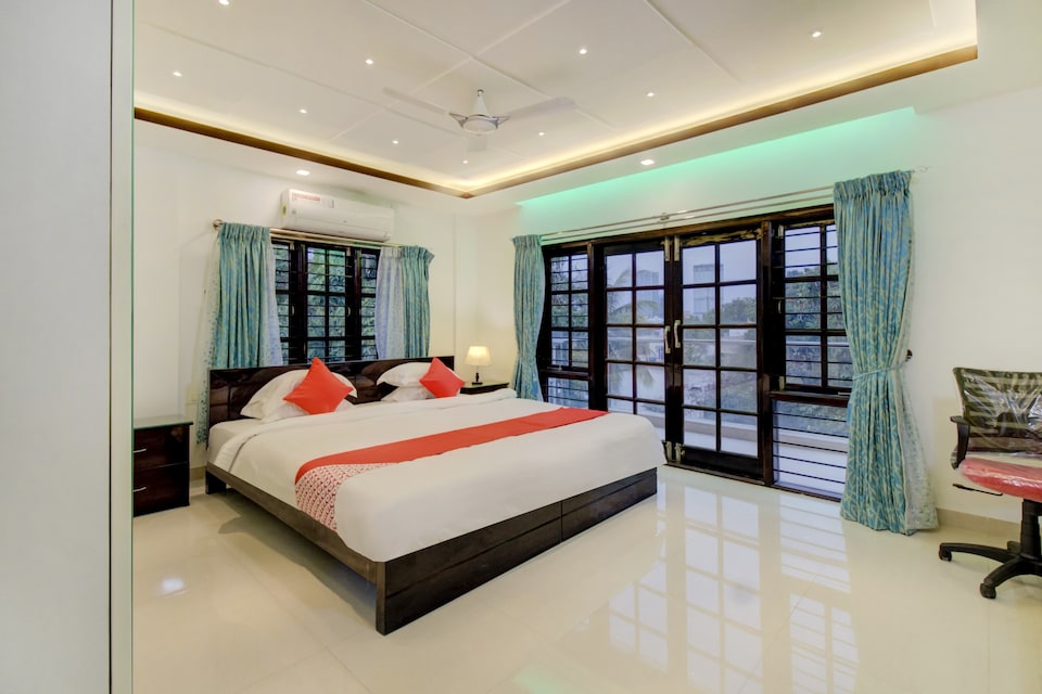 OYO 77537 S A Comforts , RT Nagar, Bangalore