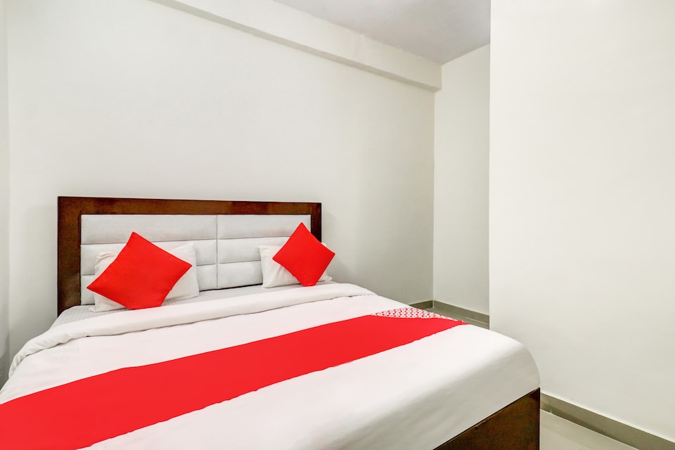 OYO 77548 Purple Orchid, Faridabad, Faridabad