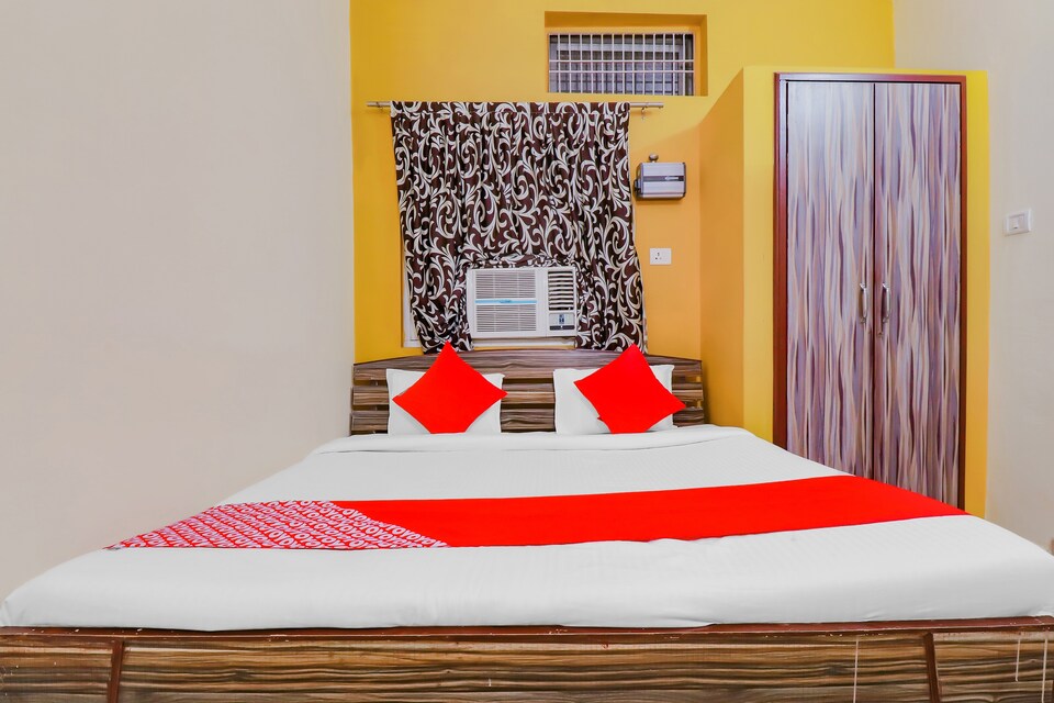 OYO 77555 Shyam Sewa Ashram, Banke Bihari Mandir Vrindavan, Vrindavan