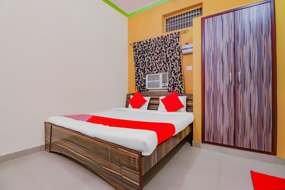 OYO 77555 Shyam Sewa Ashram, Banke Bihari Mandir Vrindavan, Vrindavan