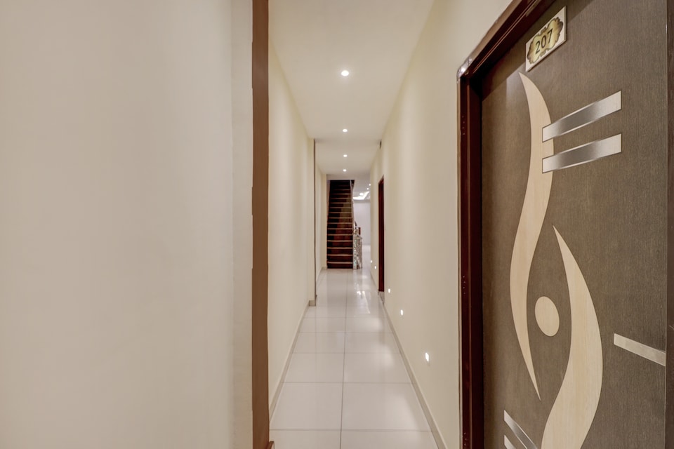 Hotel O Kabir, Model Town Ludhiana, Ludhiana