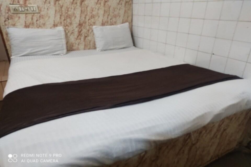 SPOT ON Hotel Ajanta Guest House, Ahmedabad Railway Station, Ahmedabad