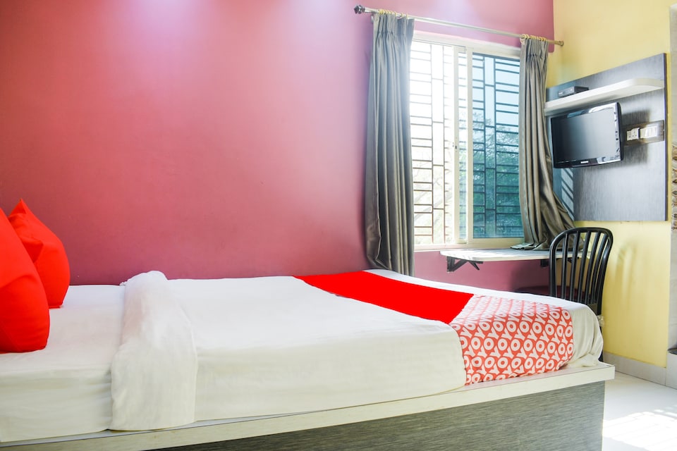 OYO 77570 Hotel Smile Inn, Railway Station Bhubneshwar, Bhubaneswar
