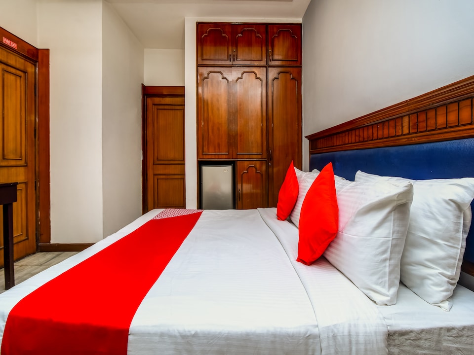 OYO Flagship 632 Kalkaji Mandir, Kalkaji Delhi, Delhi