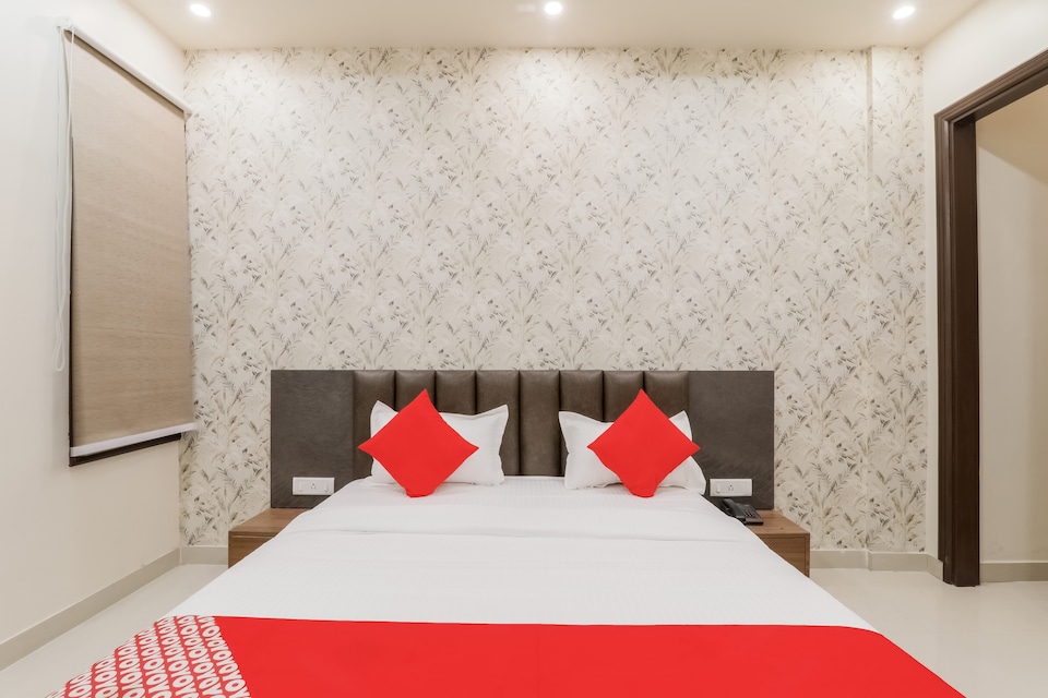 live on LCK2171, Alambagh Lucknow, Lucknow