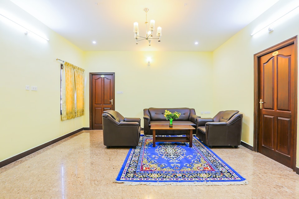 OYO 77612 Silver Spring Cottage, Ooty Town, Ooty