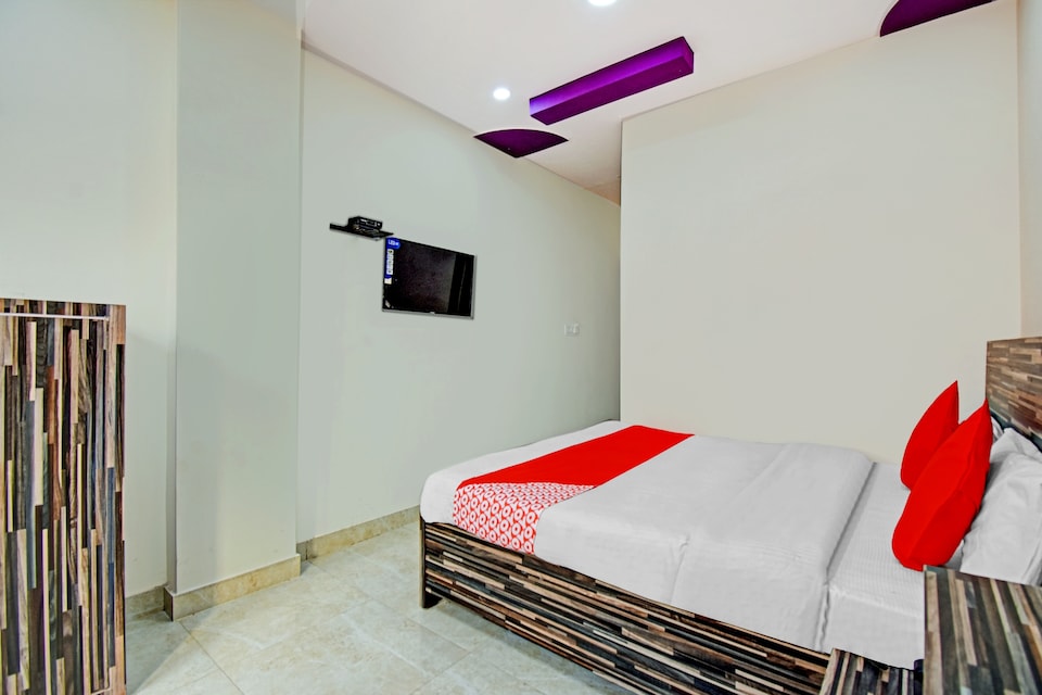 OYO 77619 Grace Inn, Haridwar Junction, Haridwar