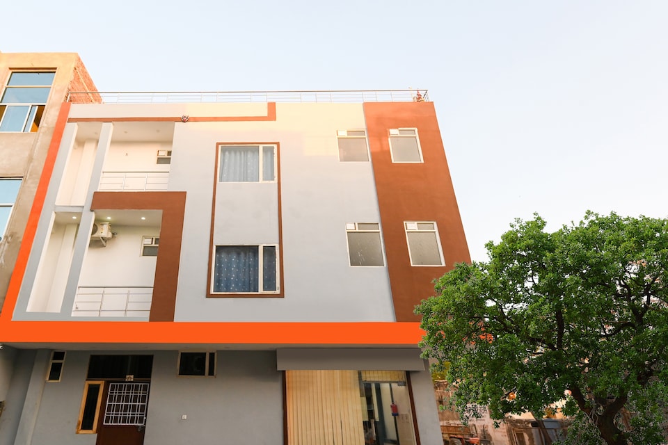 Hotel O Lakhdatar Palace, Railway Station Jaipur, Jaipur